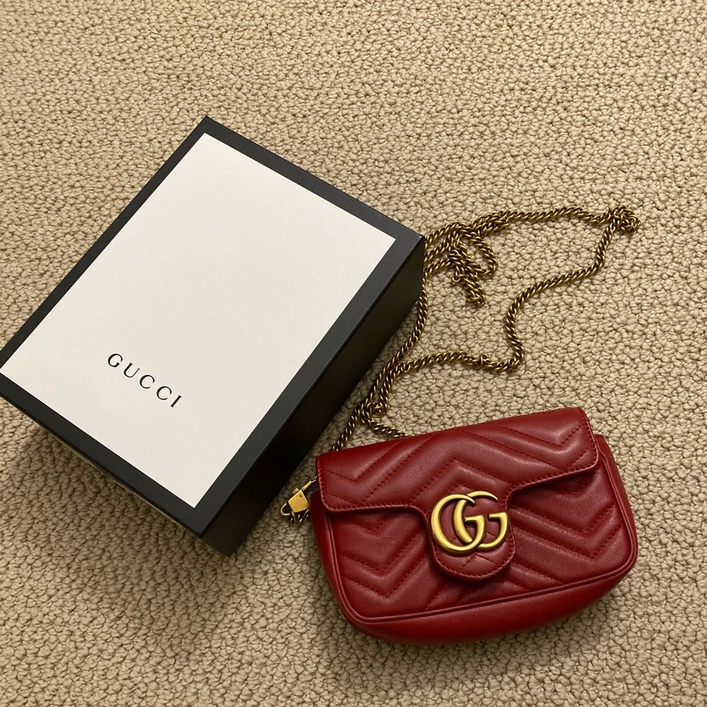 Gucci Marmont GG supermini leather crossbody red